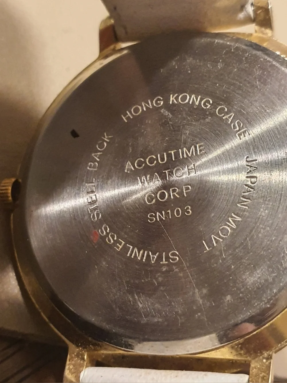 🦋10/$20🦋 Vivani Goldtone/White Leather Women's Watch